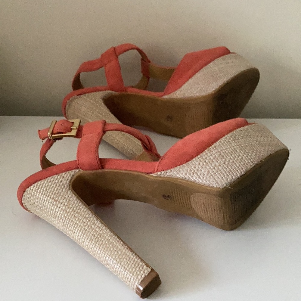 Coral Heels🌺 - Picture 5 of 5